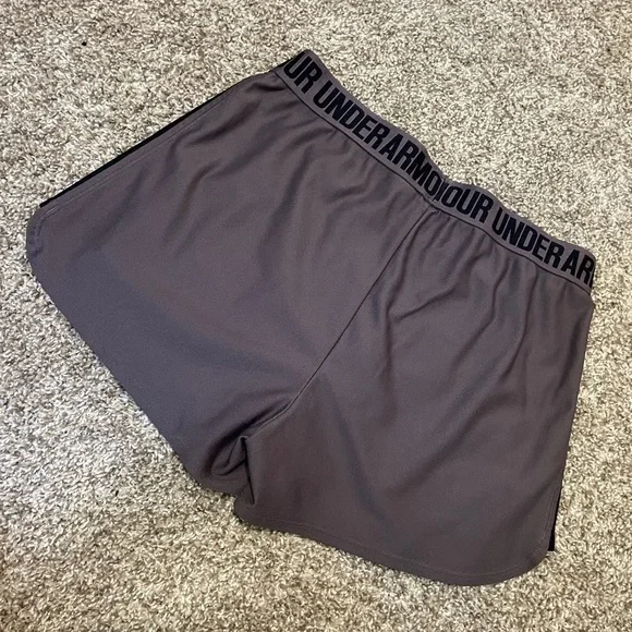 Under Armour Women's Athletic Shorts - Picture 2 of 4